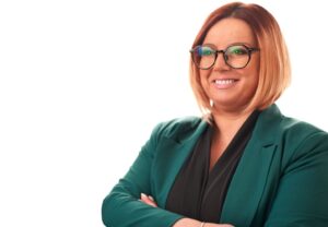 ΠΑΠΑΔΑΤΟΥ ΑΝΑΣΤΑΣΙΑ (ΝΑΝΣΥ) – Υποψήφια Α΄ ΘΕΣΣΑΛΟΝΙΚΗΣ – Ειδική Παιδαγωγός MEd (Master of Education) – Πολιτική Επιστήμονας.